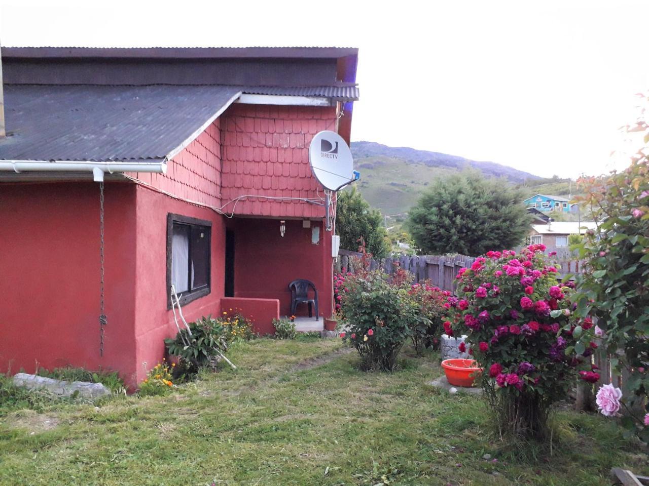 Hostal Y Cabanas Peumayen 푸에르토과달 외부 사진